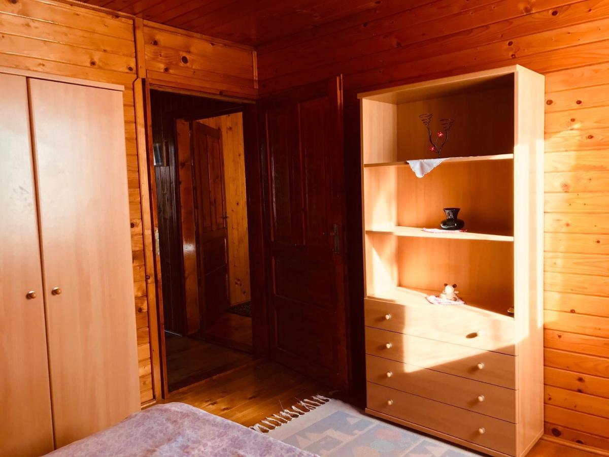 Lellei Pihenohaz Balatonlelle别墅 外观 照片